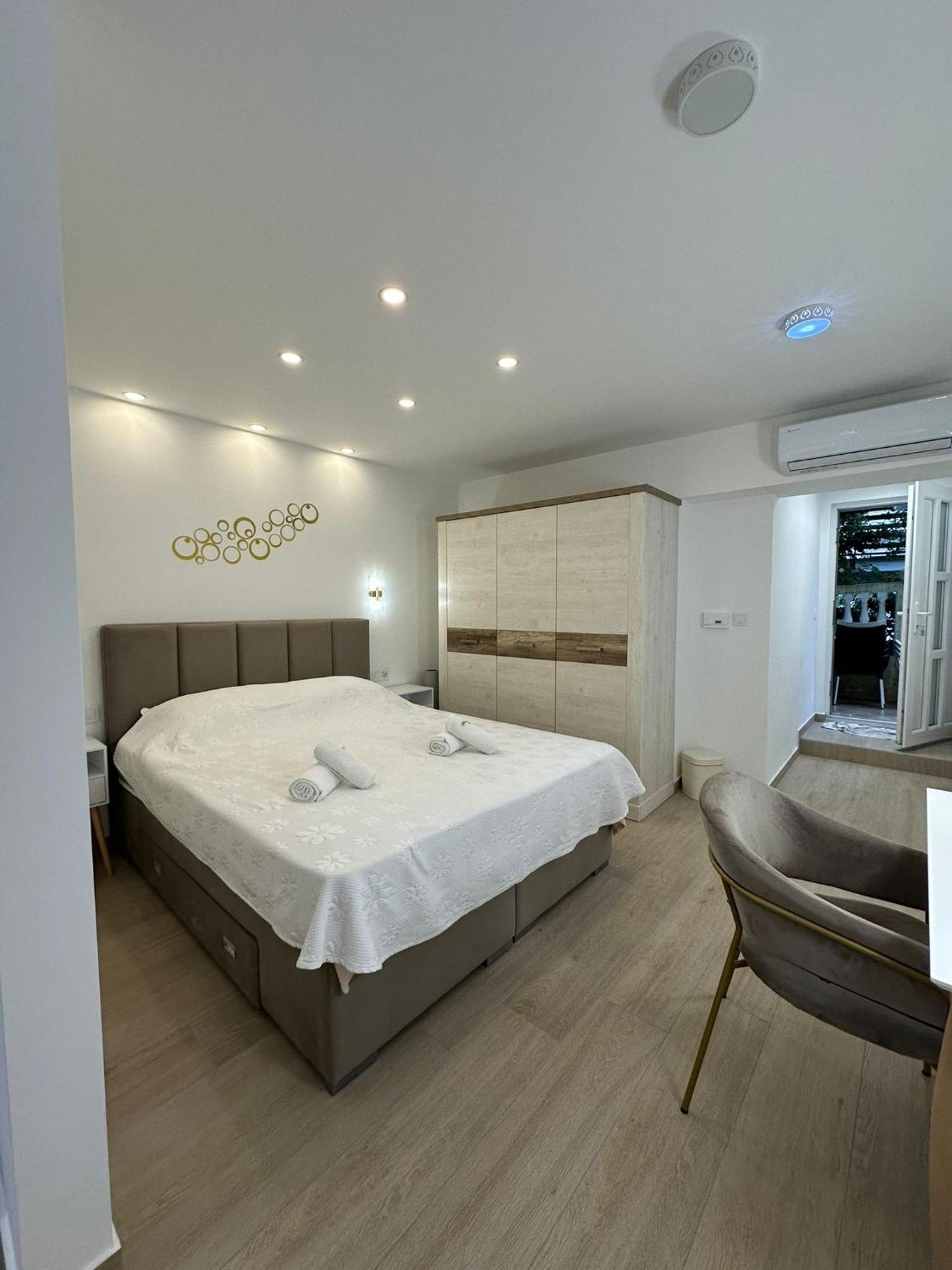 Guest House Sidro Selce Exterior foto