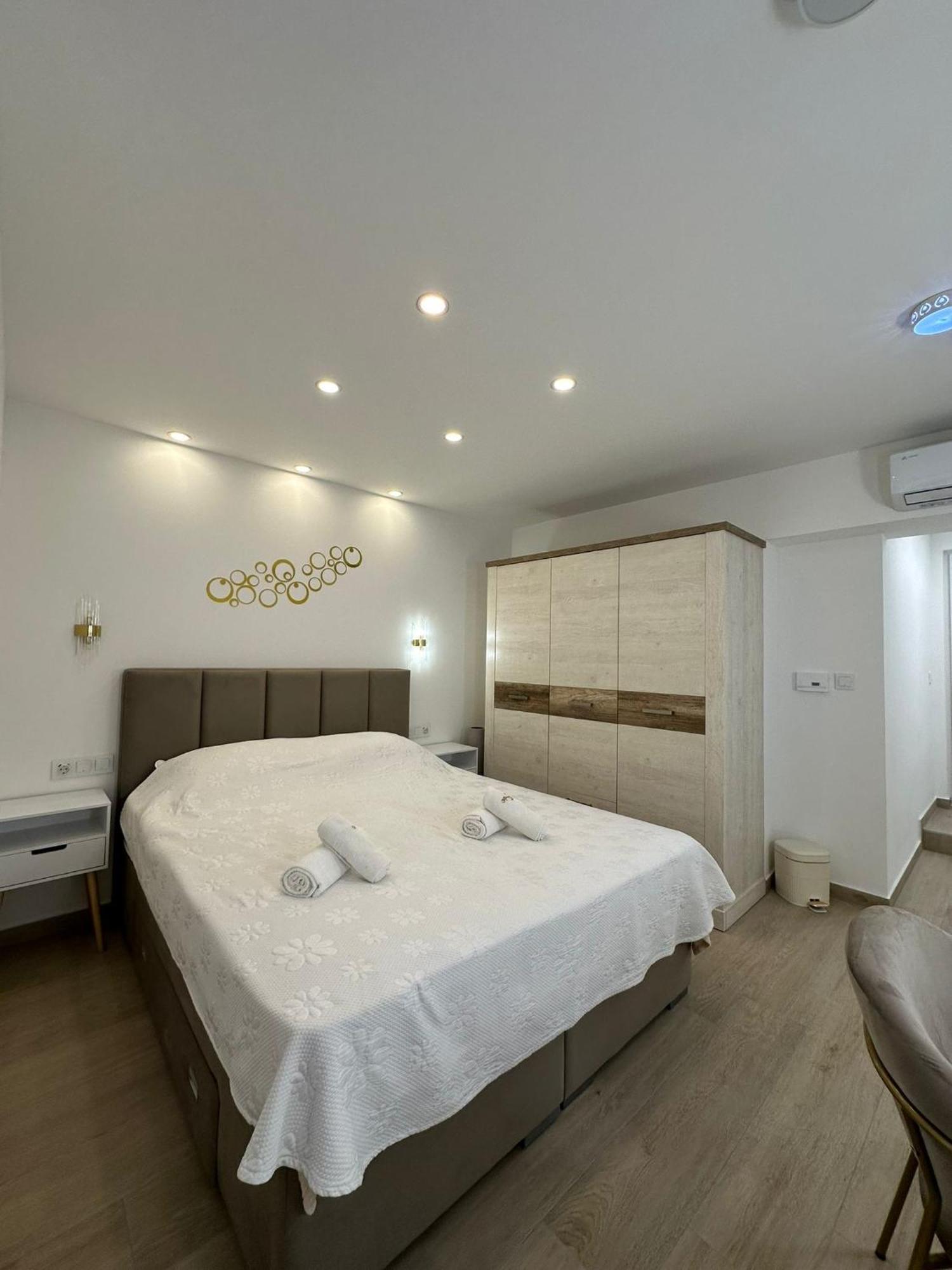 Guest House Sidro Selce Exterior foto